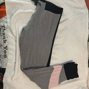 Pink victoria’s Secret yoga 🧘‍♀️ pants